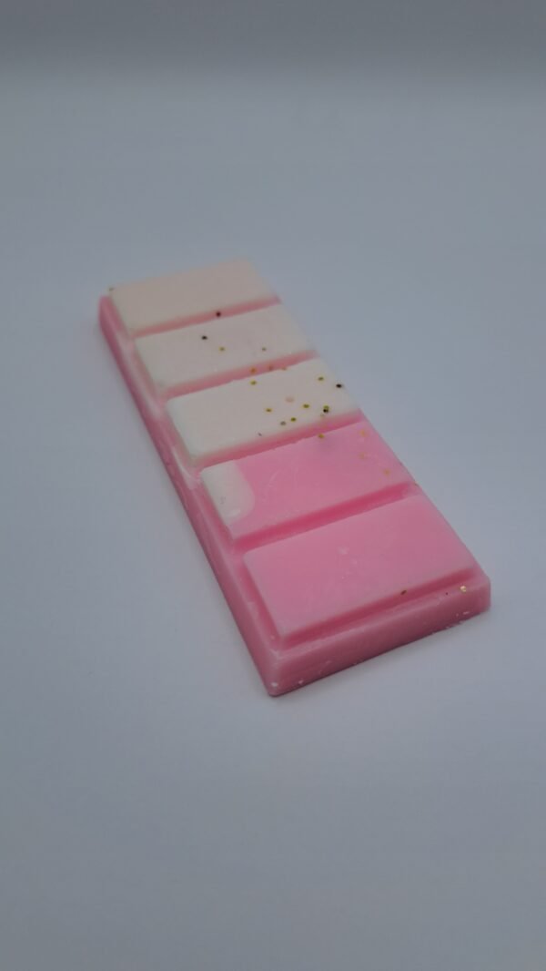 Strawberry Cake Snap Bar - Image 2